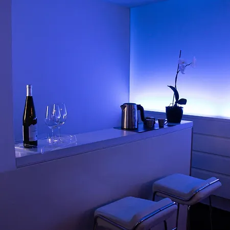 Luxury 2 Min Dal Politeama - Free Parking Apartment