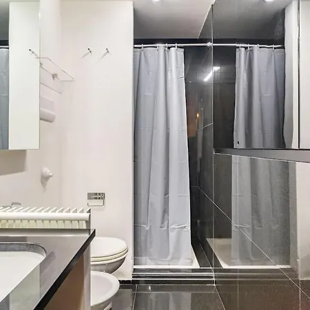 Apartment Luxury 2 Min Dal Politeama - Free Parking
