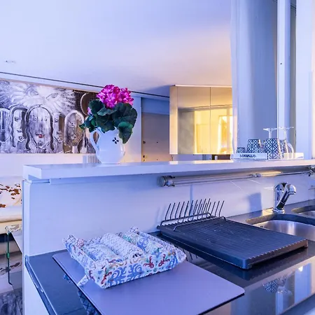 Luxury 2 Min Dal Politeama - Free Parking *